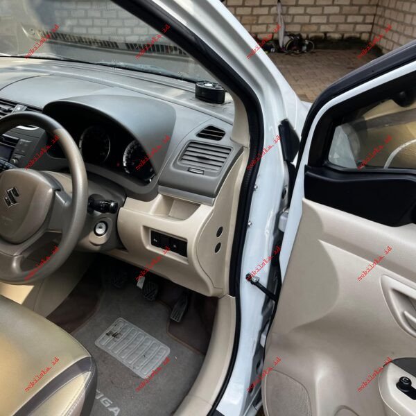 Suzuki Ertiga GL - Gambar 4