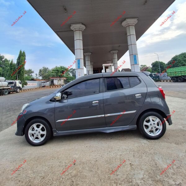 Toyota Agya 1.0 TRD Sportivo - Gambar 2