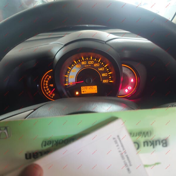 Honda Brio E - Gambar 3