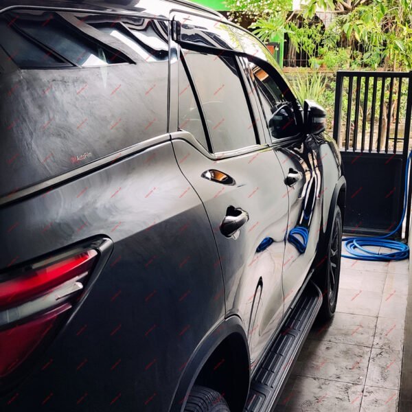 Fortuner GR SPORT - Gambar 4