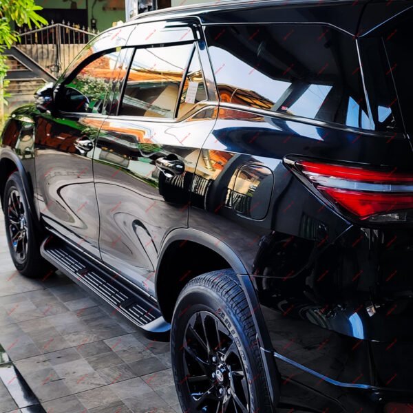 Fortuner GR SPORT - Gambar 5