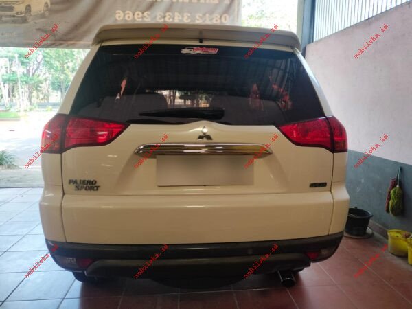 Mitsubishi Pajero Dakar - Gambar 3