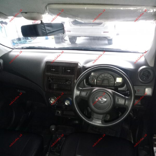 Daihatsu Ayla M - Gambar 6