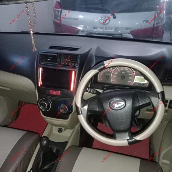 Daihatsu Xenia R - Gambar 4