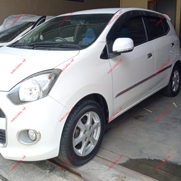Daihatsu Ayla X - Gambar 4