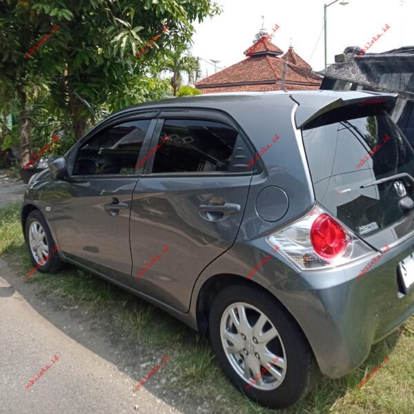 Honda Brio E - Gambar 3