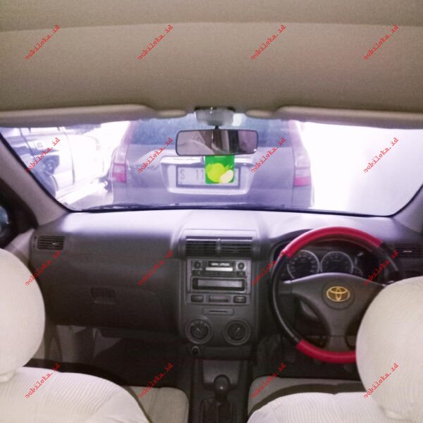 Toyota Avanza E - Gambar 2