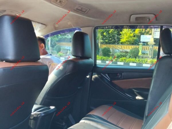 Toyota Kijang Innova G 2.0 - Gambar 2