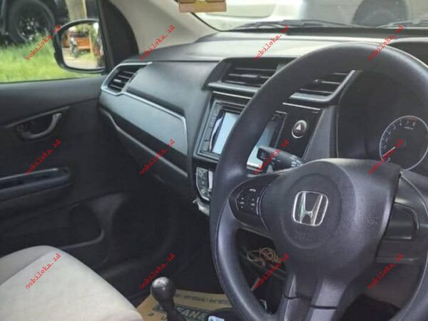 Honda Mobilio E - Gambar 4