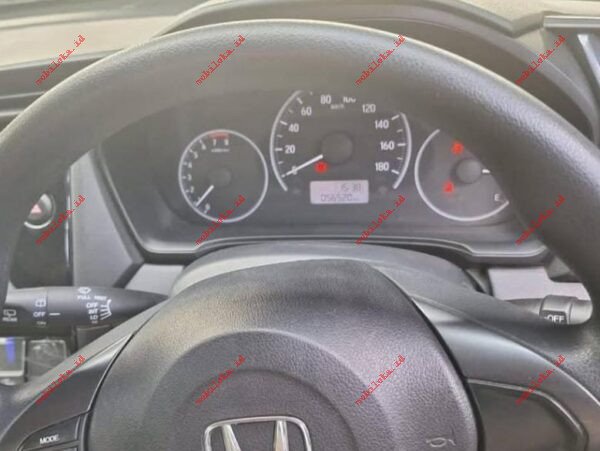 Honda Mobilio E - Gambar 5