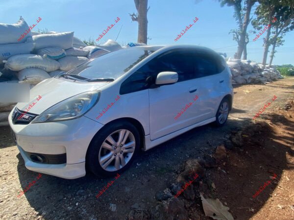 Honda Jazz RS - Gambar 2