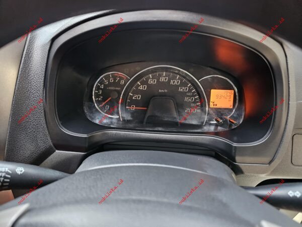 Daihatsu Ayla X - Gambar 2