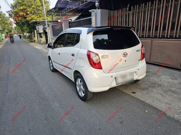 Daihatsu Ayla X - Gambar 3