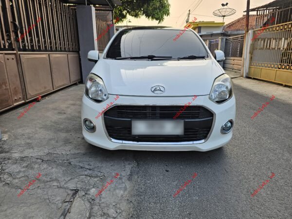 Daihatsu Ayla X