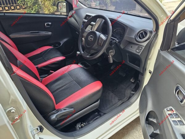Daihatsu Ayla X - Gambar 5