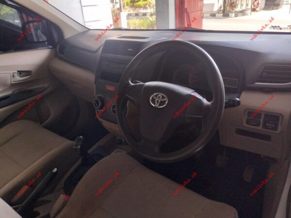 Toyota Avanza G - Gambar 3