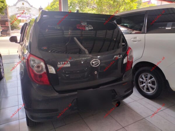 Daihatsu Ayla M - Gambar 2