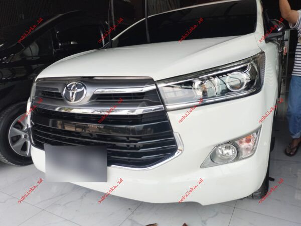Toyota Innova Type Q - Gambar 3