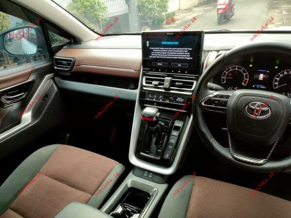Toyota Zenix V - Gambar 4