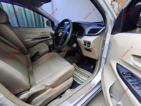 Toyota Avanza E Upgrade Luxury - Gambar 4