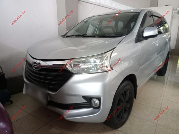 Daihatsu Xenia R