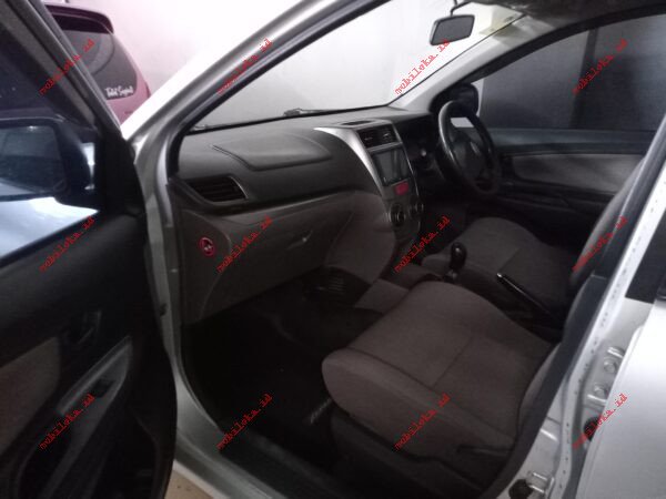 Daihatsu Xenia R - Gambar 5