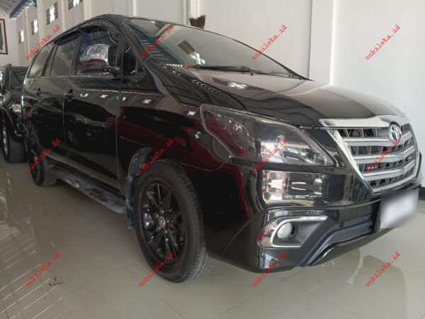 Toyota Innova 2.5 G - Gambar 3