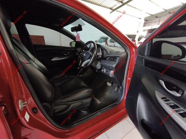 Toyota Yaris S TRD - Gambar 5