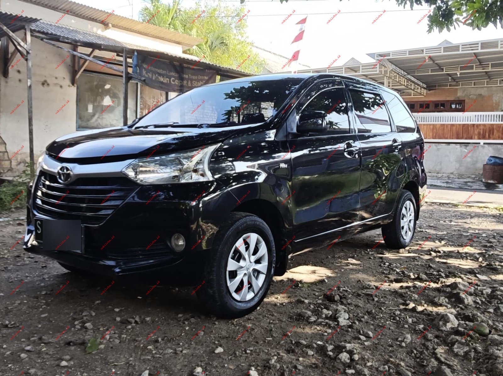 Toyota Avanza E - Gambar 3