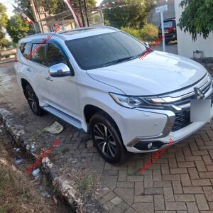 Mitsubishi Pajero Sport Dakar