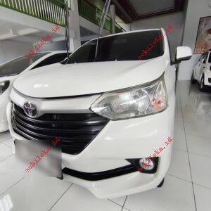 Toyota Avanza E