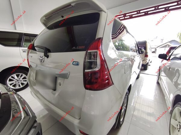 Toyota Avanza E - Gambar 3