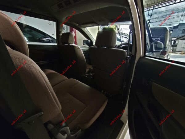 Toyota Avanza E - Gambar 4