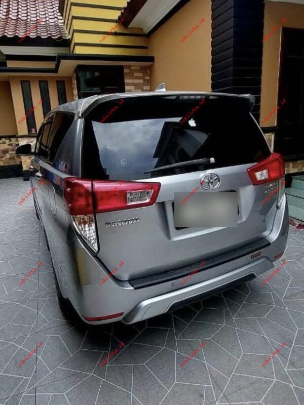 Toyota Innova G - Gambar 4
