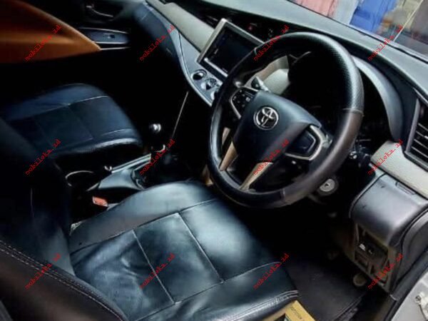 Toyota Innova G - Gambar 5