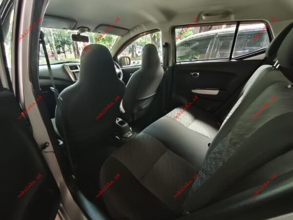 Daihatsu Ayla X - Gambar 4