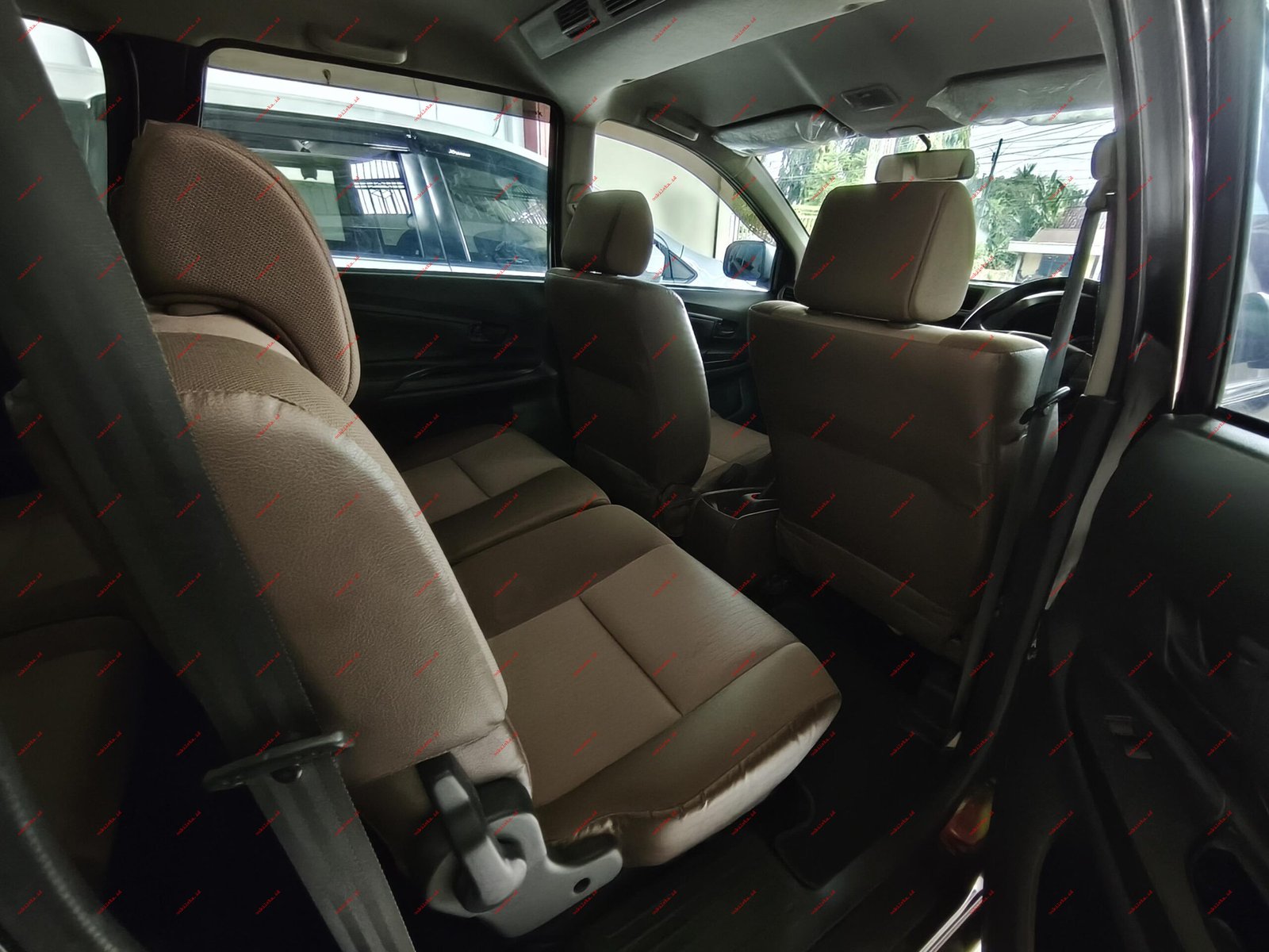 Daihatsu Xenia Type X - Gambar 4