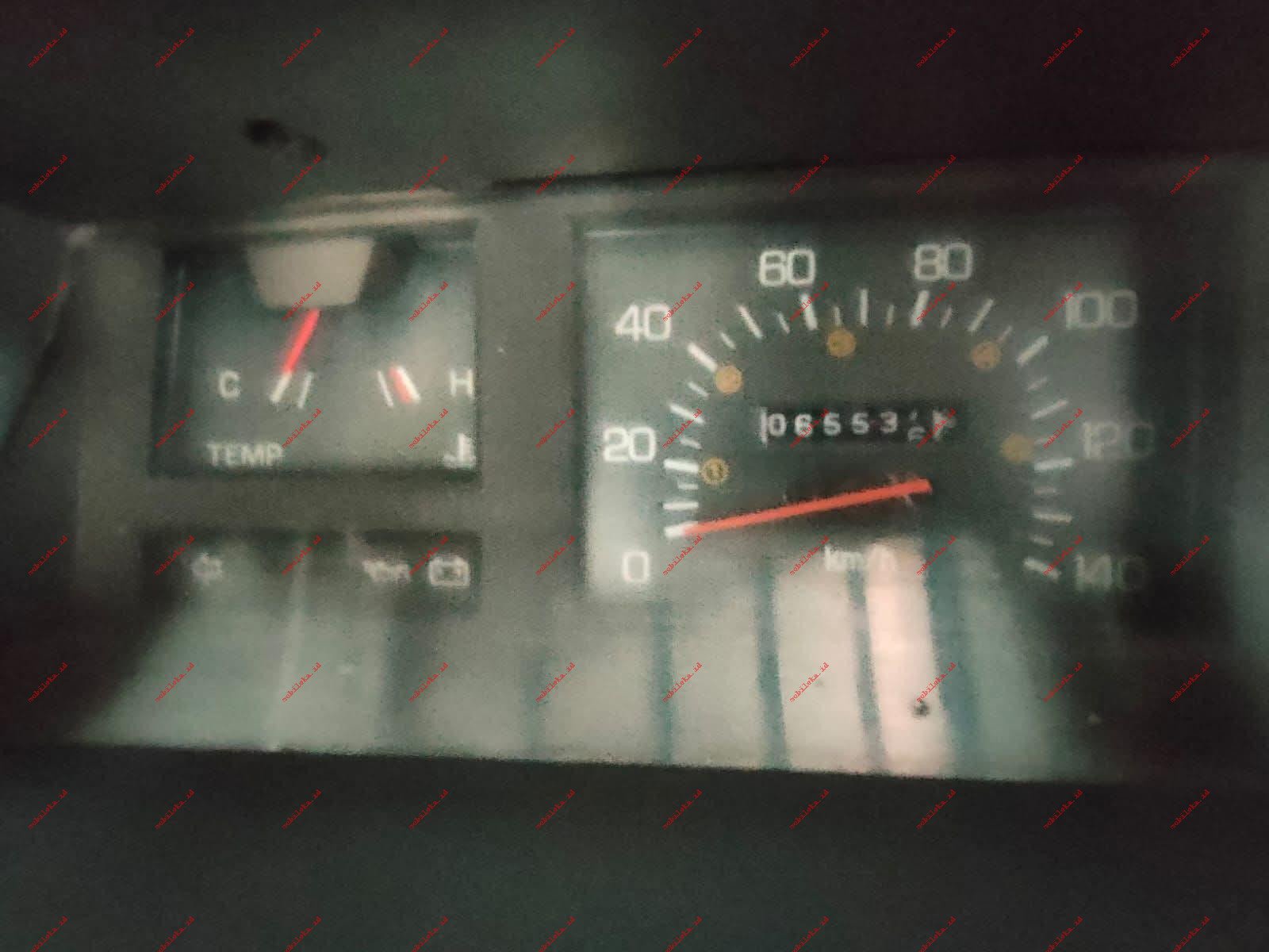 Mitsubishi Pick Up L300 - Gambar 3